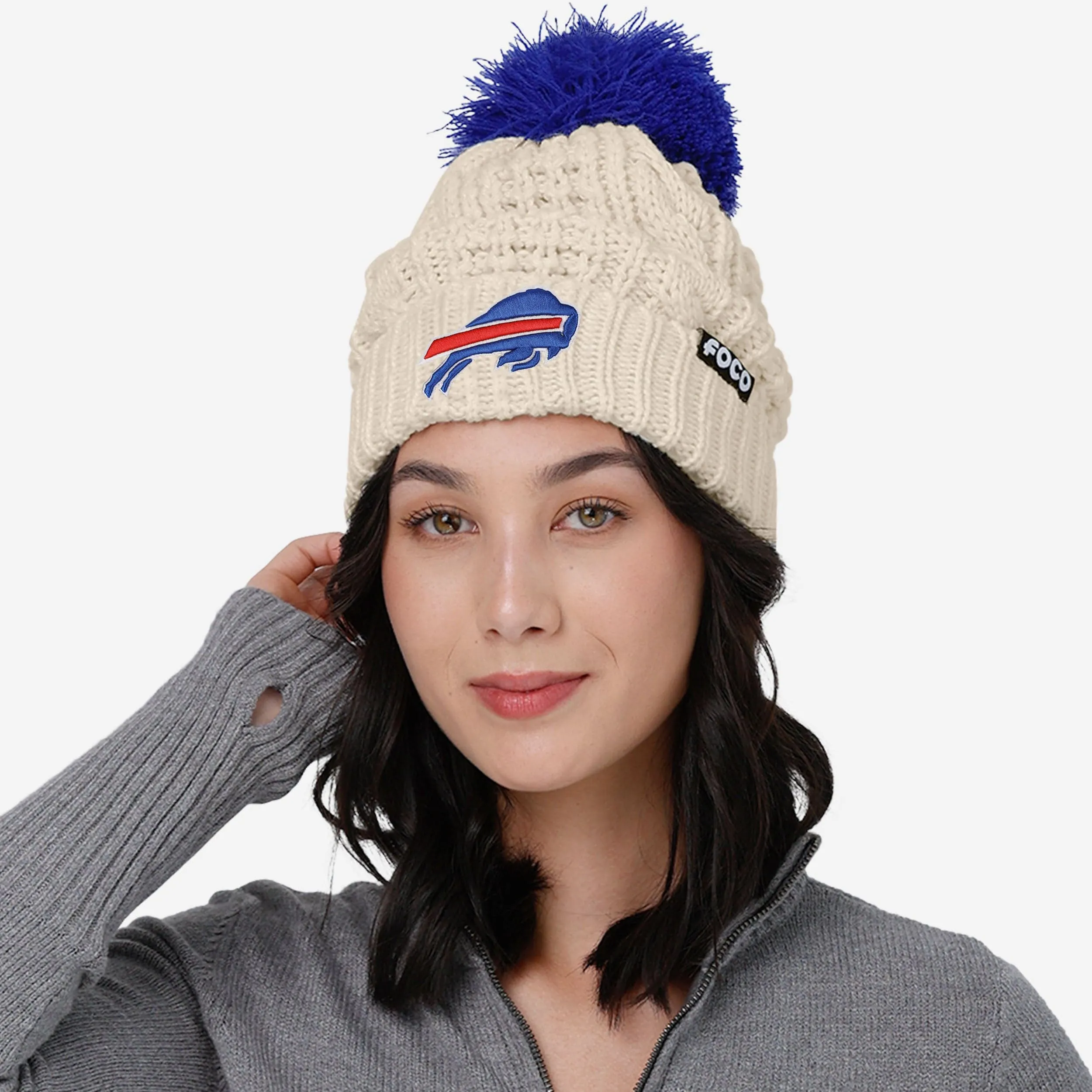 Buffalo Bills Womens Primary Logo White Cable Knit Pom Beanie