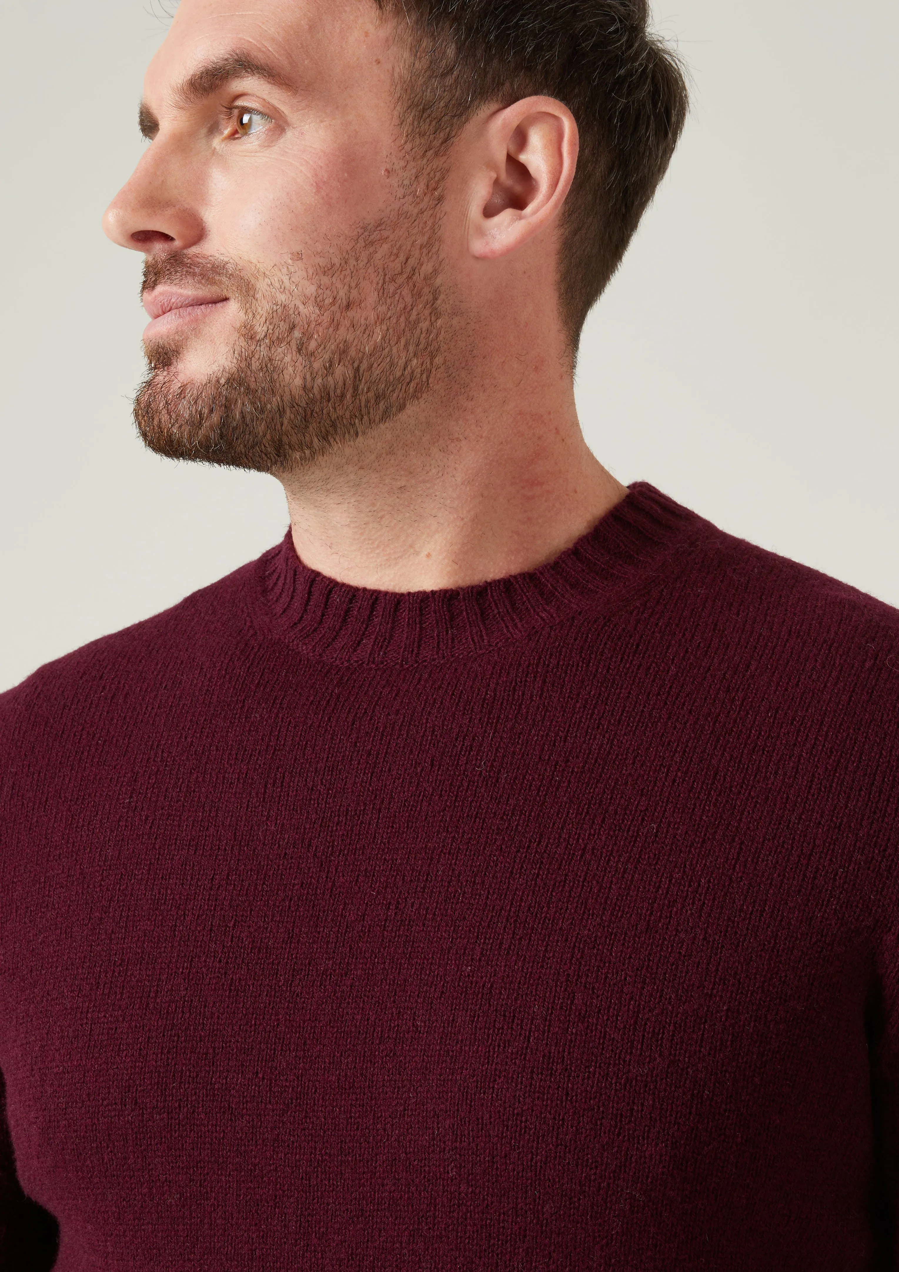 Kinnadie Supersoft Shetland Jumper In Antique Red - Regular Fit