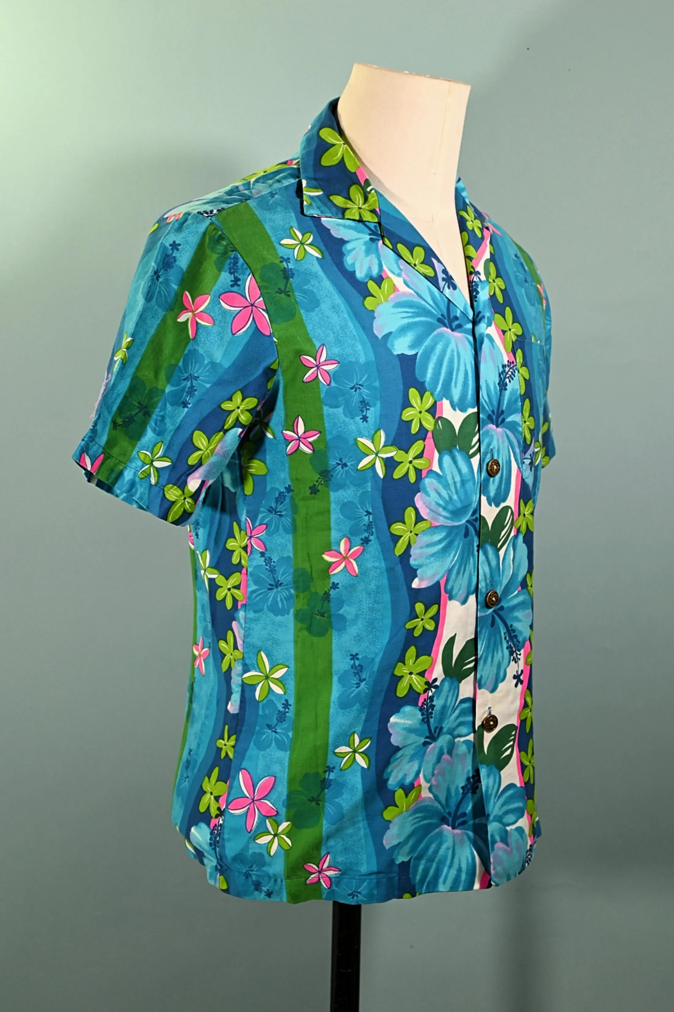 Royal Hawaiian Vintage 60s Flower Power Aloha Shirt, Loop Collar Hawaiian Shirt S